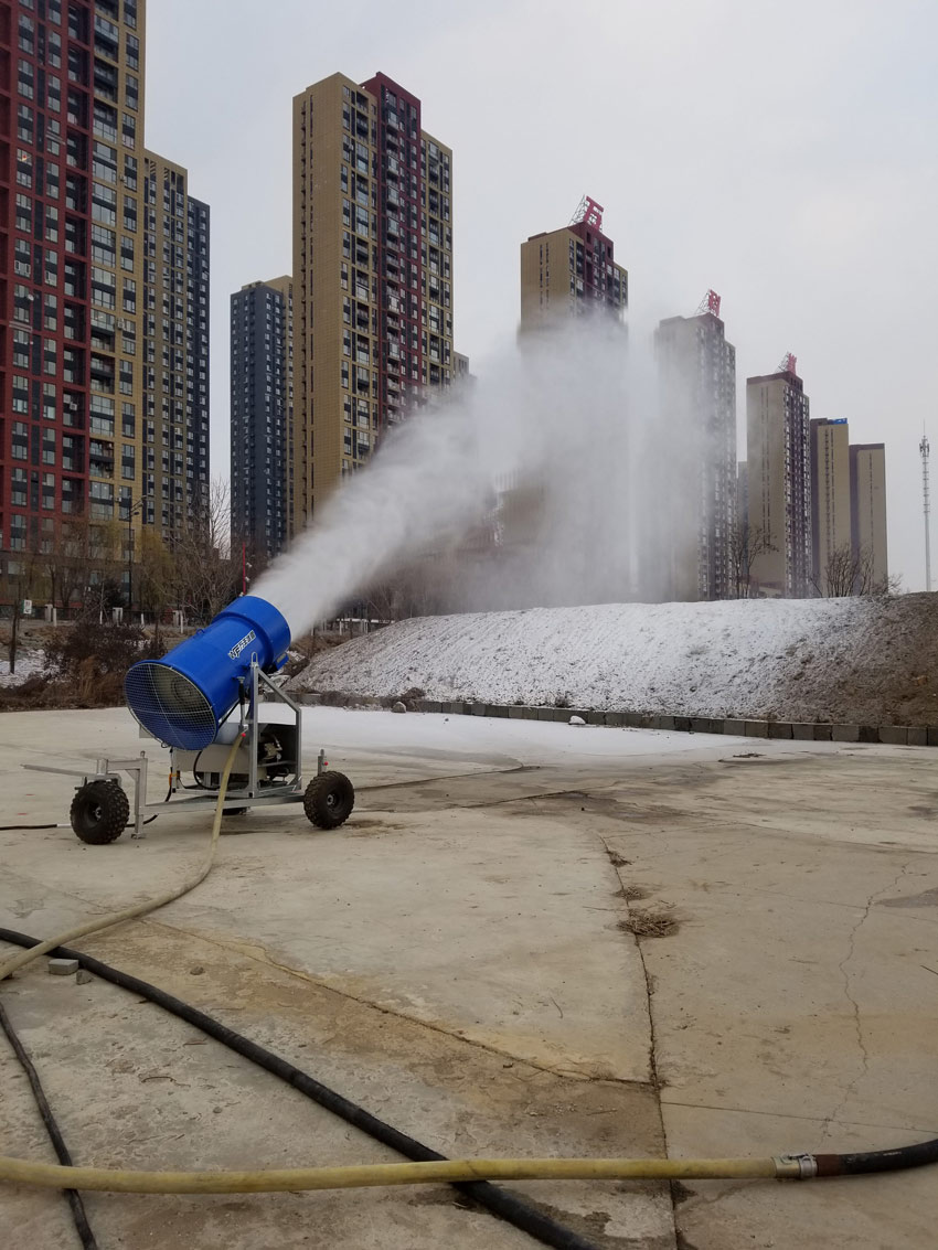 造雪機(jī)的三種類型 造雪機(jī)的三種類型